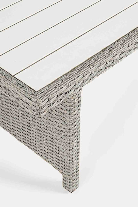 Conjunto Ariel sofá + 2 sillones + 2 taburetes + mesa