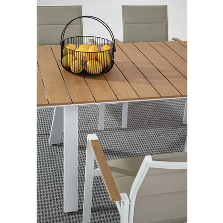 Silla con brazos Kubik blanco