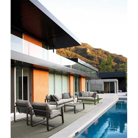 Conjunto Merrigan Coffee sofá + 2 sillones + mesa