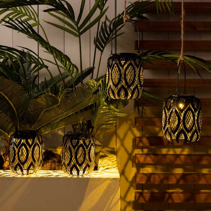 Set de 4 lámparas solares decorativas, color negro