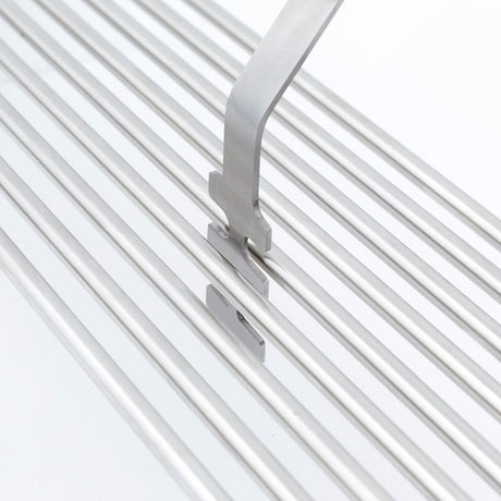 Levantador de parrillas de acero inoxidable Broil King®