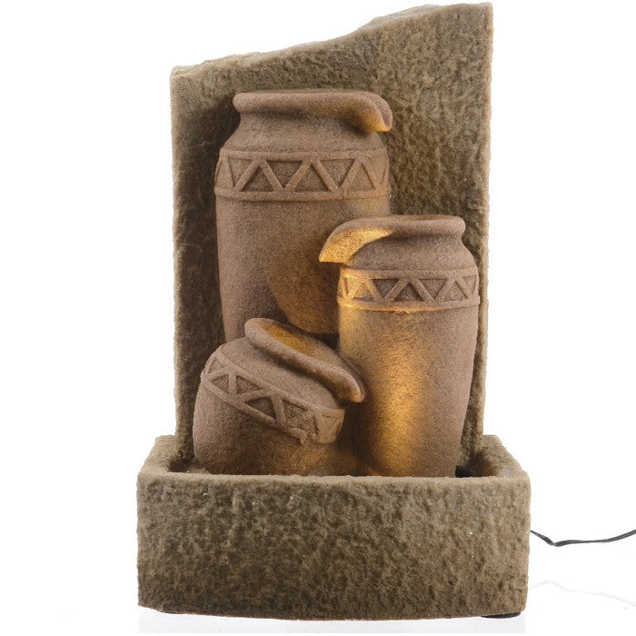 Fuente de interior con jarrones antiguos, iluminación LED