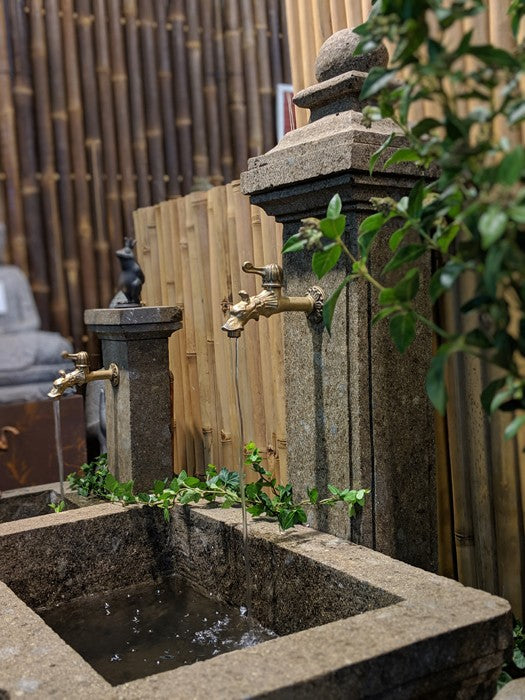 Fuente Verona, piedra natural, 120cm