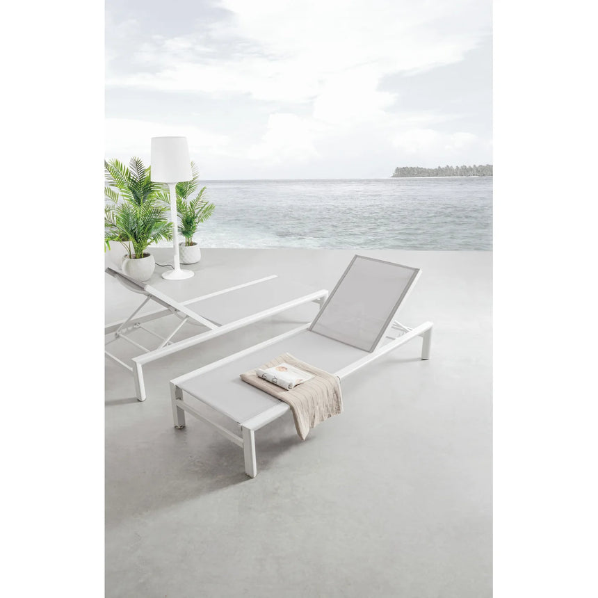 Tumbona Skipper New con ruedas, blanco