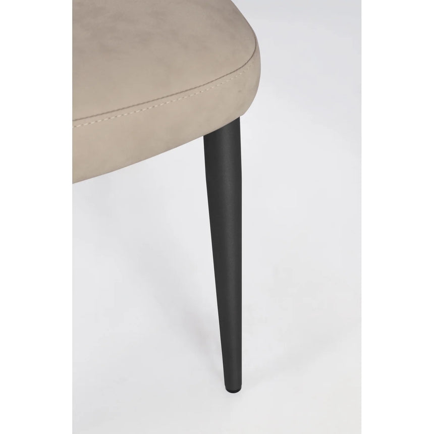 Silla Roger, cloud