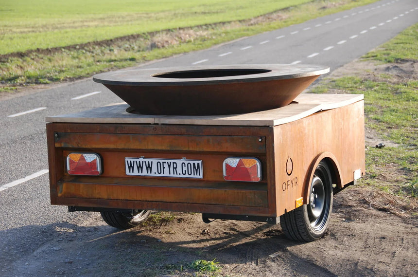 Churrasqueira a Lenha OFYR Trailer Corten