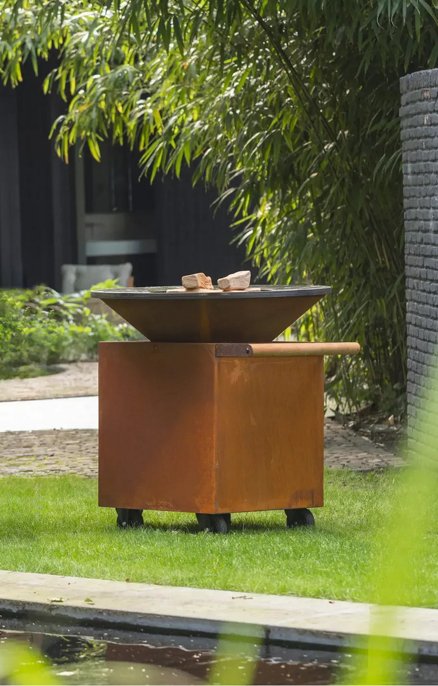 Barbacoa de leña OFYR Classic Corten 100 PRO