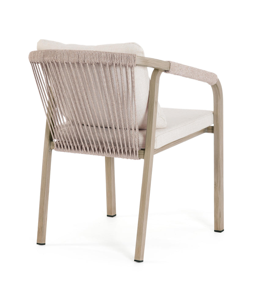Silla de exterior con brazos Kalimera, timber