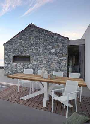 Silla con brazos Konnor, color blanco