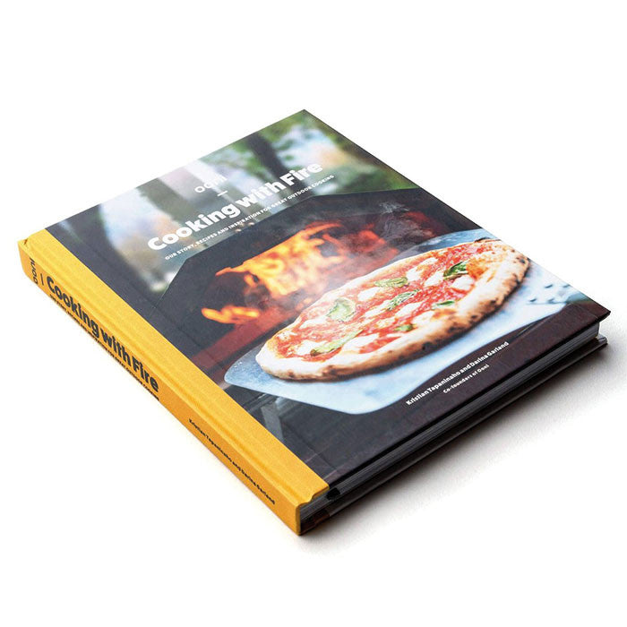 Livro de receitas Ooni Cozinhar com Fogo (INGLÊS)