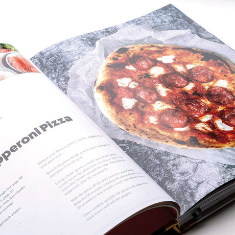 Libro cocina Ooni cooking with fire (INGLÉS)