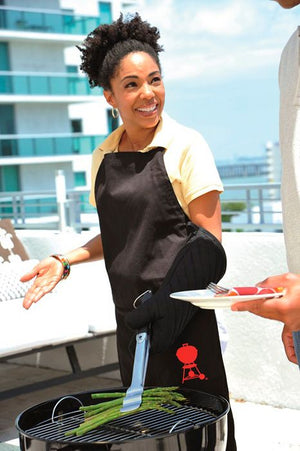 Delantal ajustable negro Weber® original