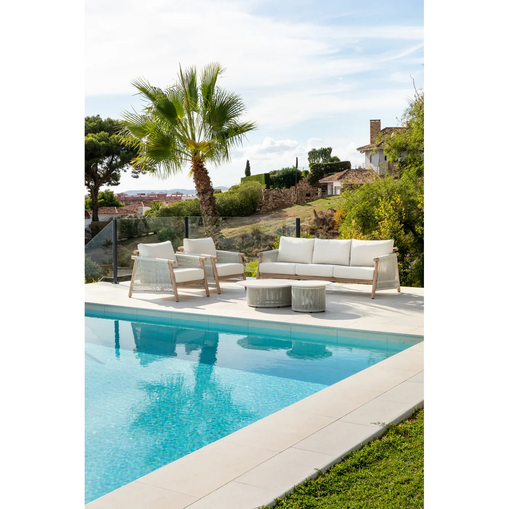 Conjunto Mitre sofá + 2 poltronas + 2 mesas, imitação madeira