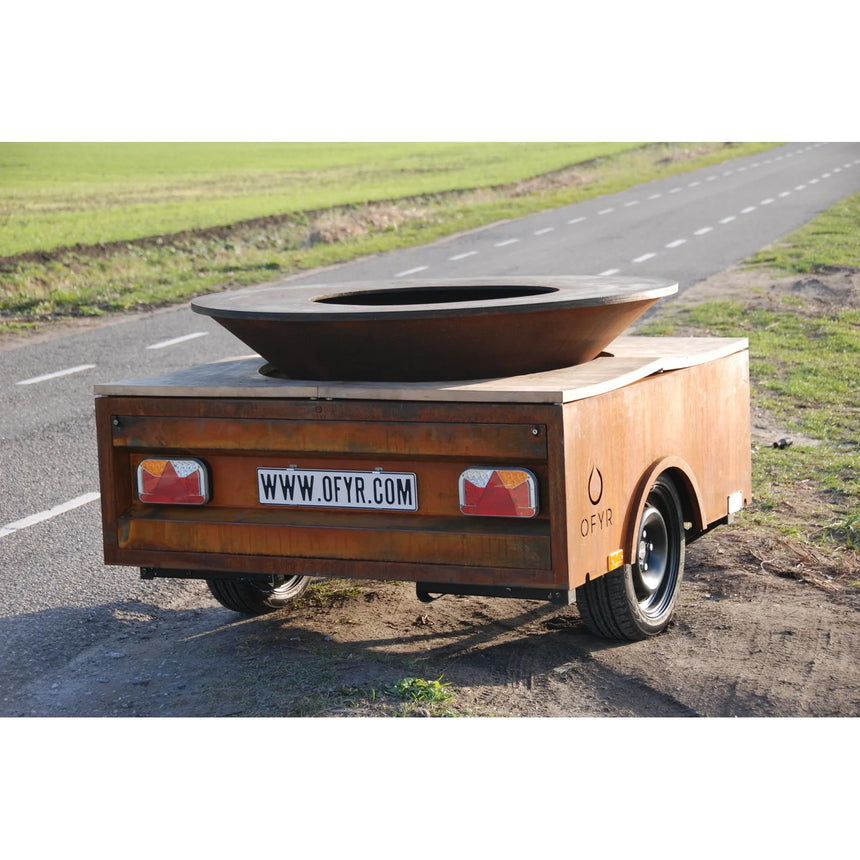 Barbacoa de leña OFYR Trailer Corten