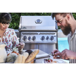 Barbacoa de gas Napoleon Rogue PRO-S 525