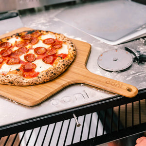 Pala para pizza de bambú Ooni 35 cm